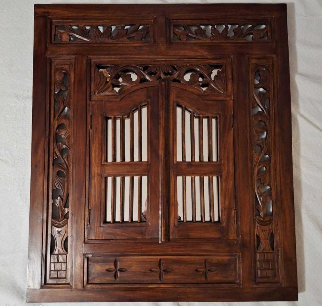 Miroir en noyer massif. 100 Narbonne (11)