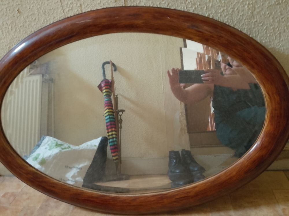 Miroir ovale biseaut� 100 Bordeaux (33)