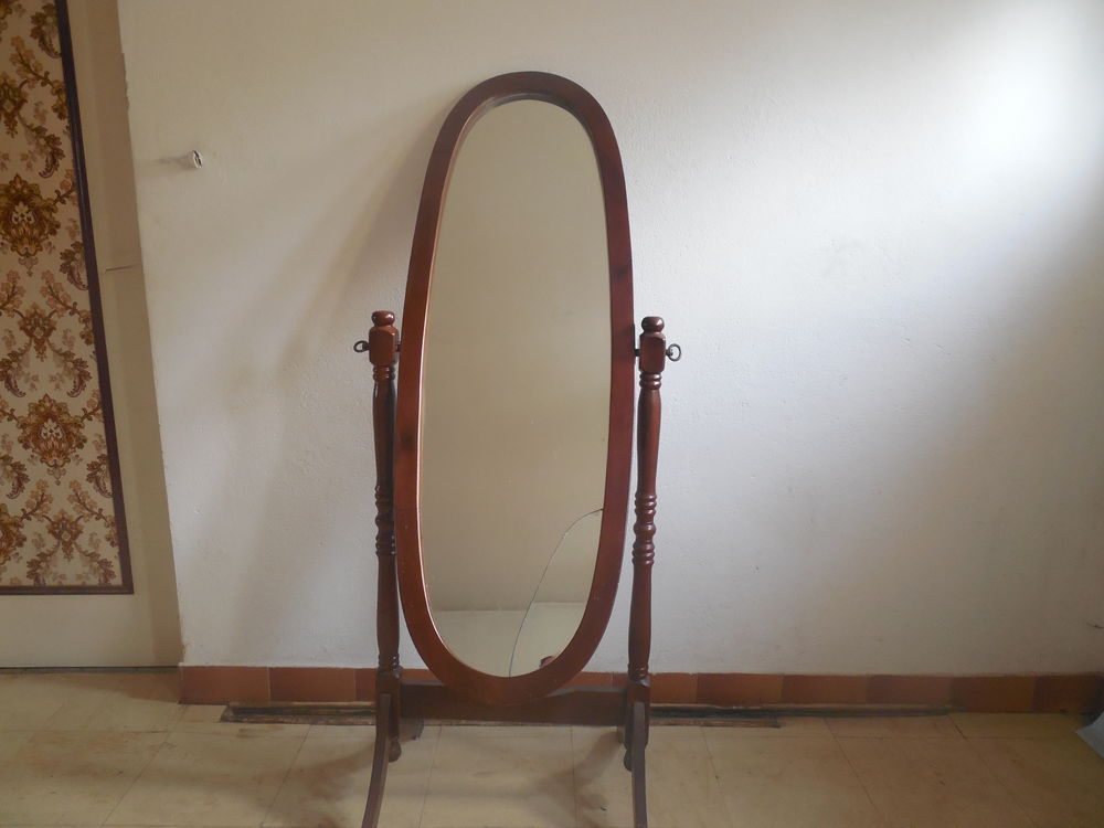 miroir sur pieds 0 La Membrolle-sur-Choisille (37)