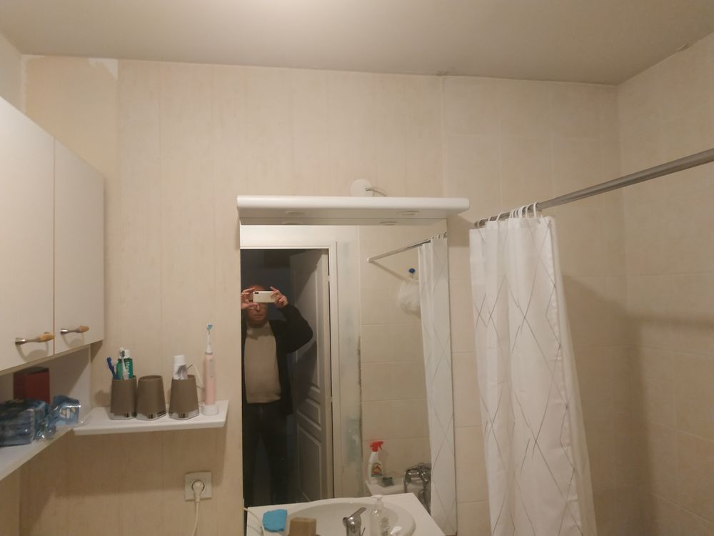 MIROIR SALLE DE BAIN
25 Oullins (69)