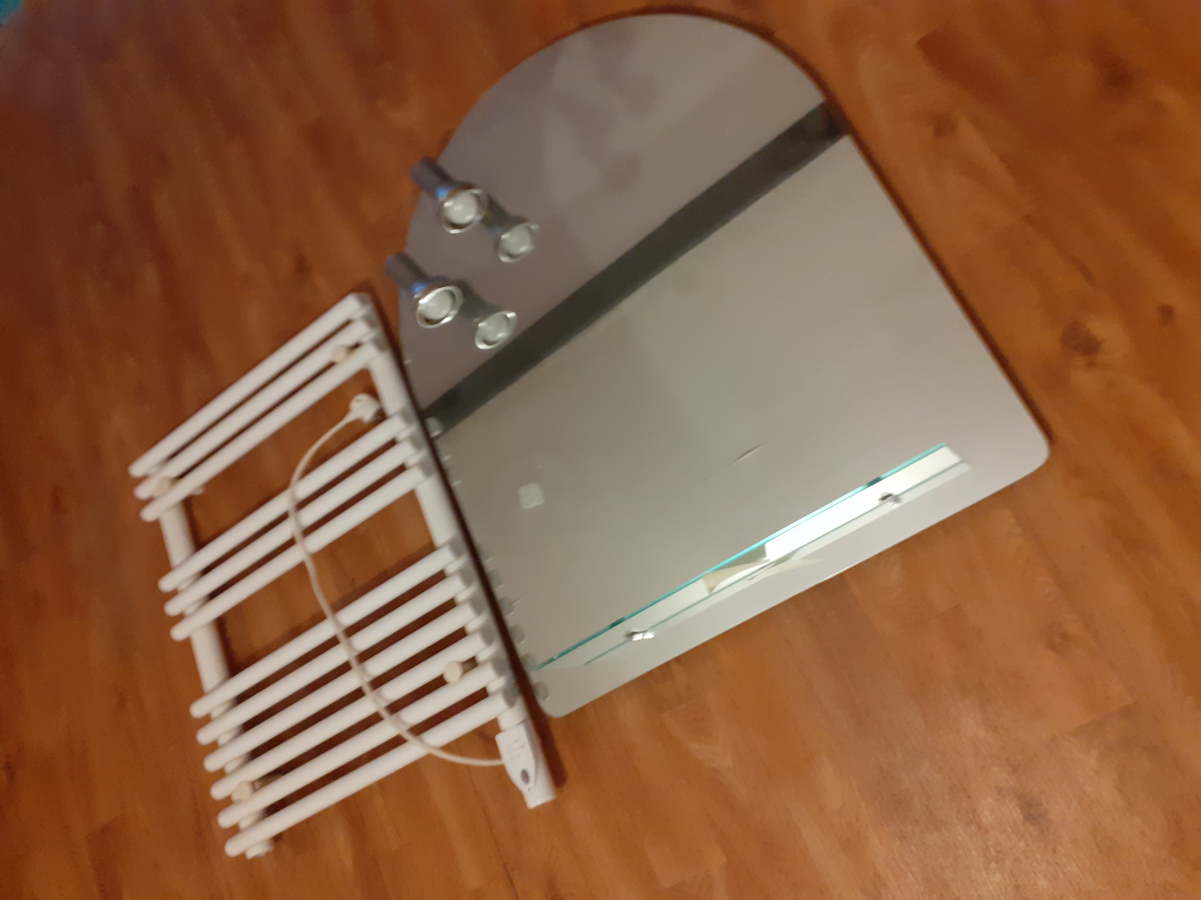 lot miroir et seiche-serviette 35 Sartrouville (78)