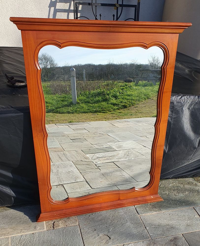 Miroir 15 Saint-Aubin-de-Luign� (49)