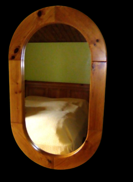 Miroir
30 Les Achards (85)