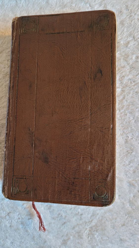 Missel des saints� N�185 0 Langres (52)