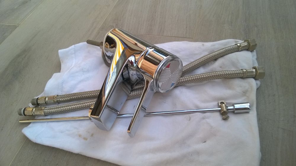 Mitigeur lavabo
30 Melun (77)