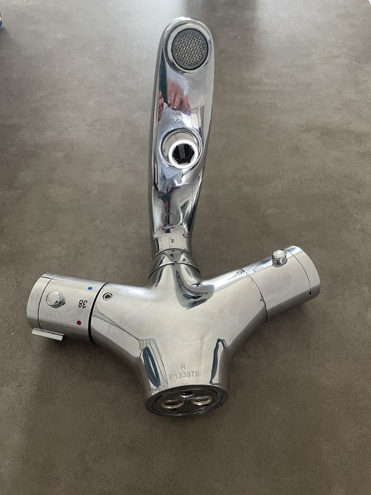 mitigeur thermostatique monotrou pour baignoire 35 La Seyne-sur-Mer (83)