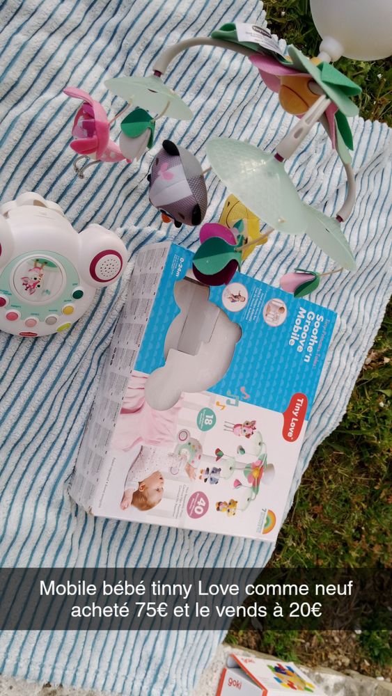 Mobile b�b� musical marque tinny Love 20 Carquefou (44)