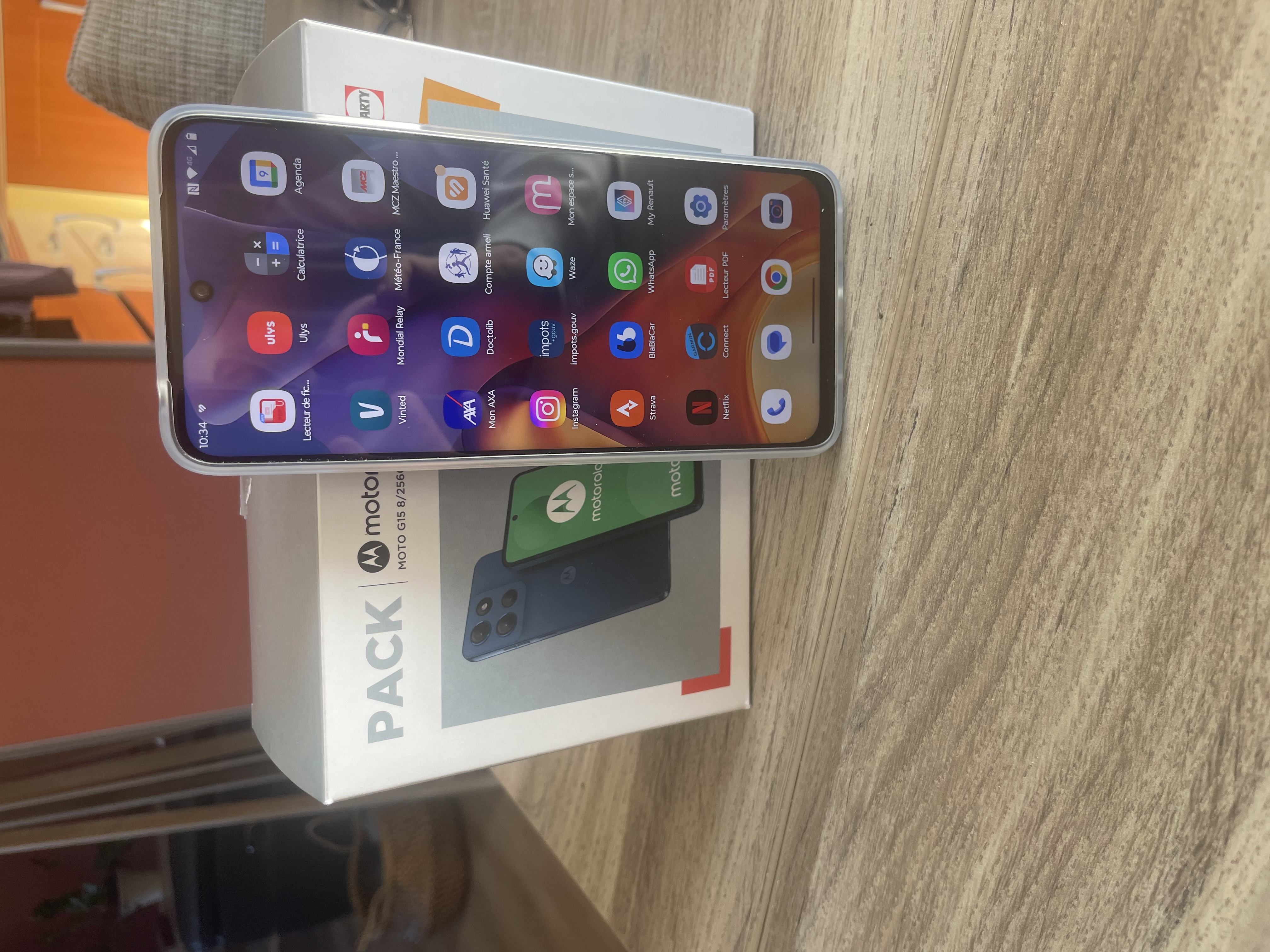 Mobile Motorola 120 Les Assions (07)