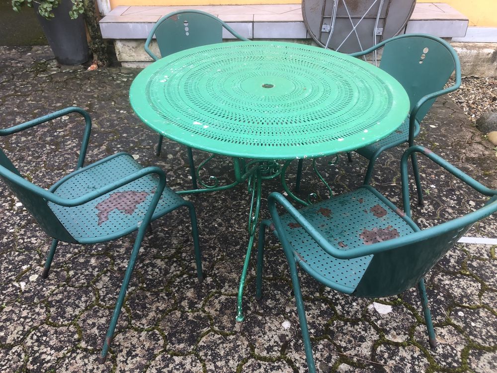 mobilier ancien en fer forg� � r�nover 250 Belfort (90)