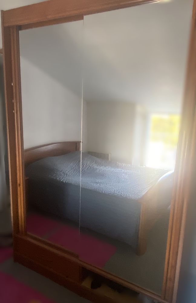 Mobilier chambre � coucher bois marron + bureau noir. 100 Vihiers (49)