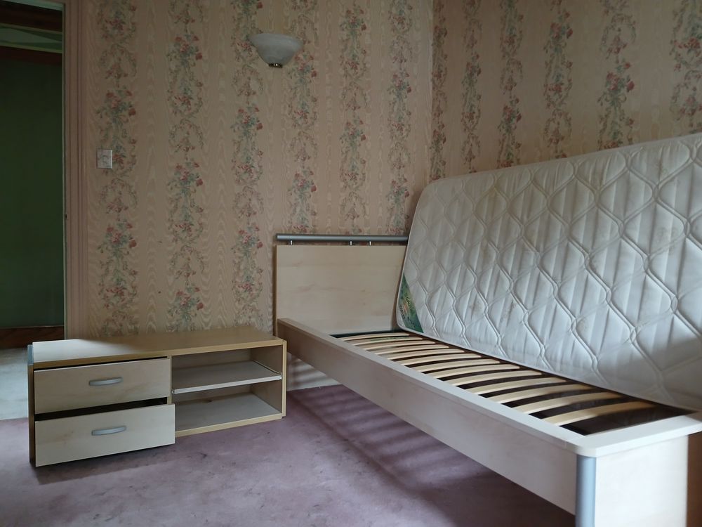 Mobilier chambre une personne 100 Aumagne (17)