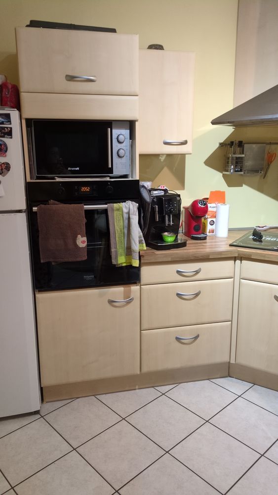 Mobilier de cuisine avec hotte et �vier 300 Saint-Victor-de-Cessieu (38)