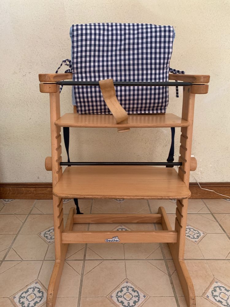 mobilier et jeu enfant 10 Roquefort-des-Corbi�res (11)