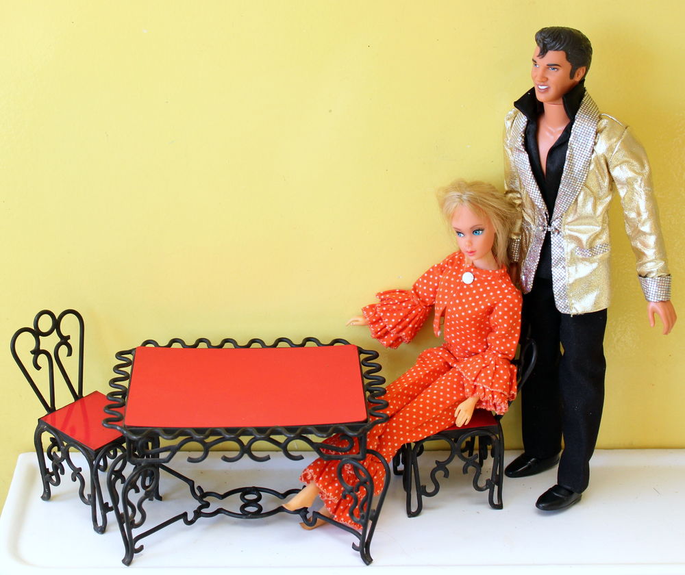 Mobilier fer forg� et formica pour poup�e mannequin 50-60 70 Issy-les-Moulineaux (92)