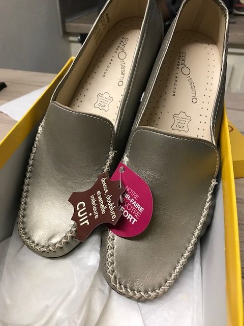   Mocassin
Dessus Cuir
30 Mazeray (17)