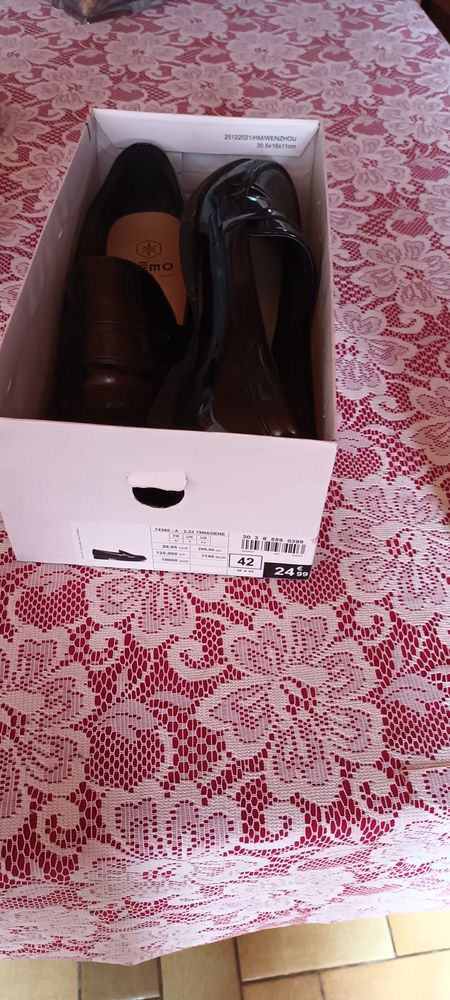 mocassin noir p42 femme neuf 15 Montfaucon-en-Velay (43)