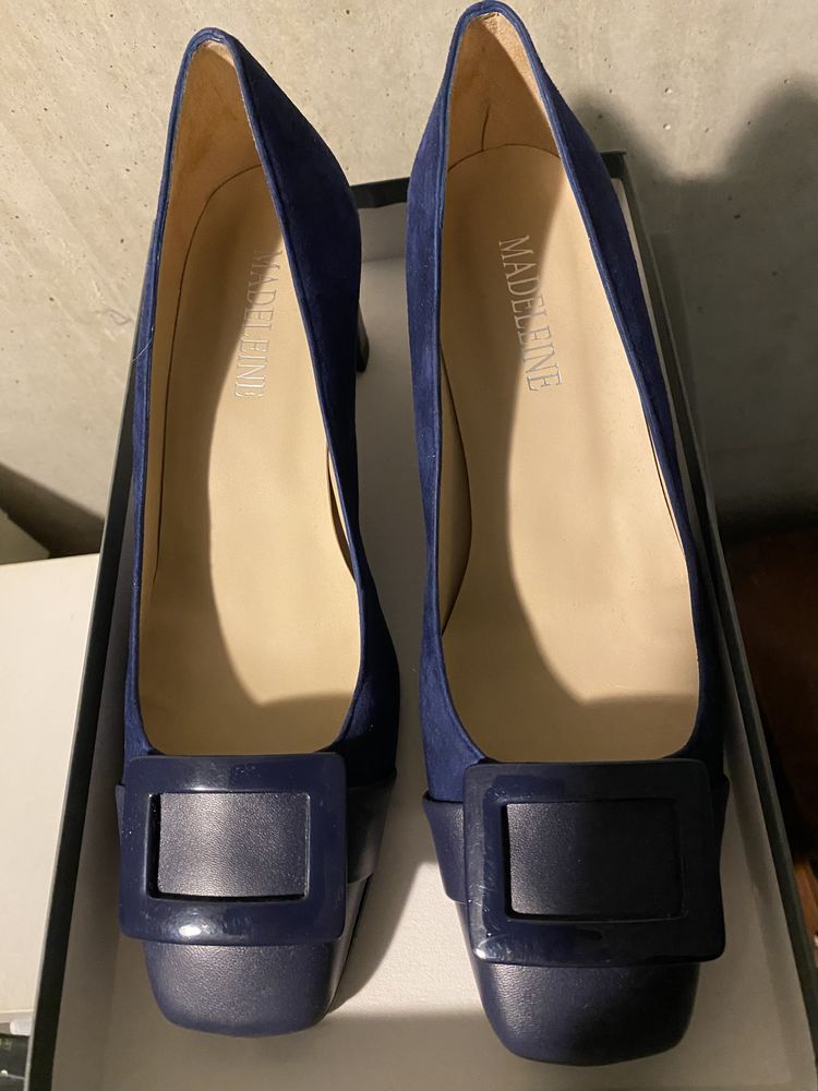 MOCASSIN de Printemps   �MADELEINE�  Femme T39 Marine 
40 G�nissieux (26)