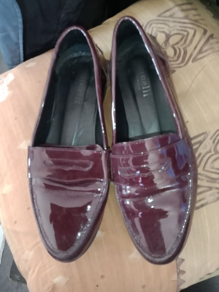 Mocassins cuir Minelli bordeaux pointure 36 excellent �tat 10 Cachan (94)