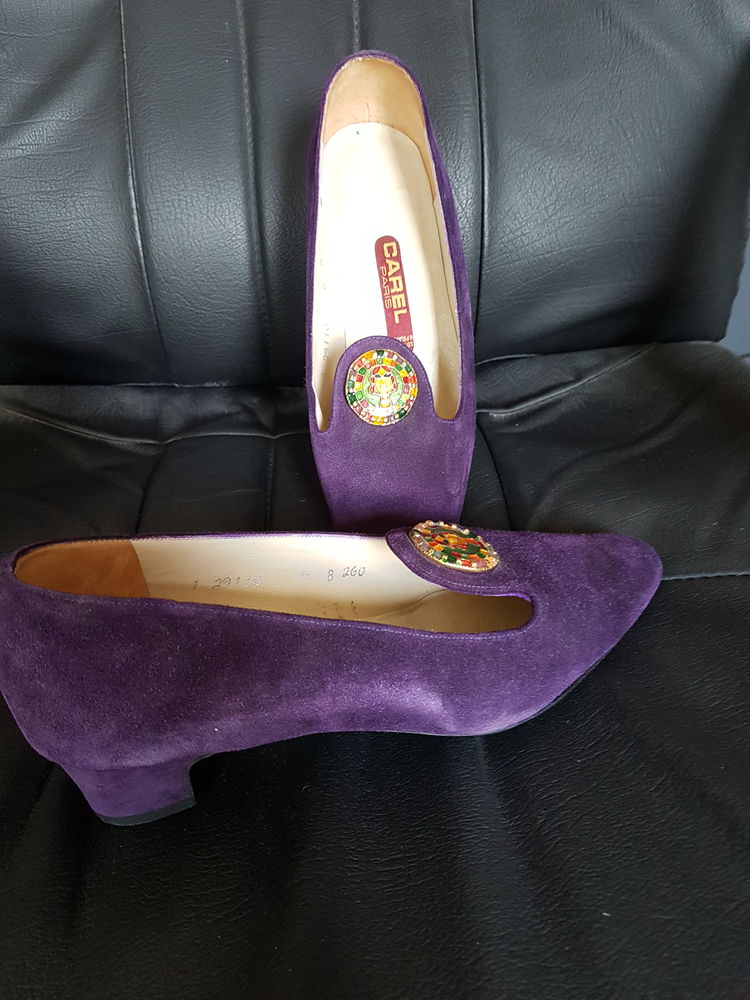 MOCASSINS DAIM marque CAREL 30 Clermont-l'H�rault (34)