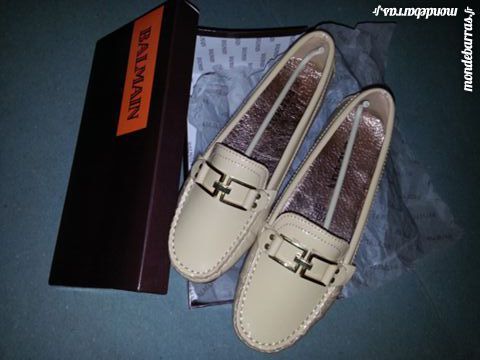 Mocassins vernis beige Balmain 30 Saint-Cyr-l'�cole (78)