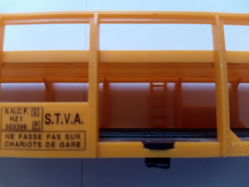Mod�lisme ferroviaire Porte voiture STVA jaune plateau Ho 5 Saint-Priest-sous-Aixe (87)