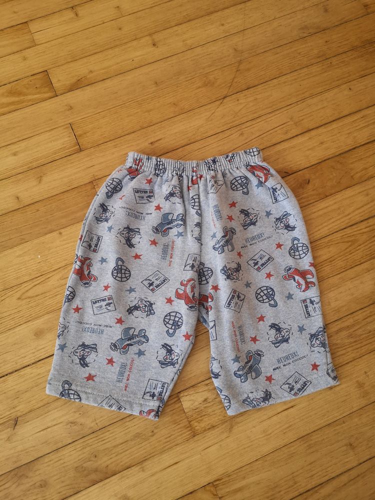 F 12 (11) - 6 mois - Jogging bleu avions et lapins 1 Paris 13 (75)