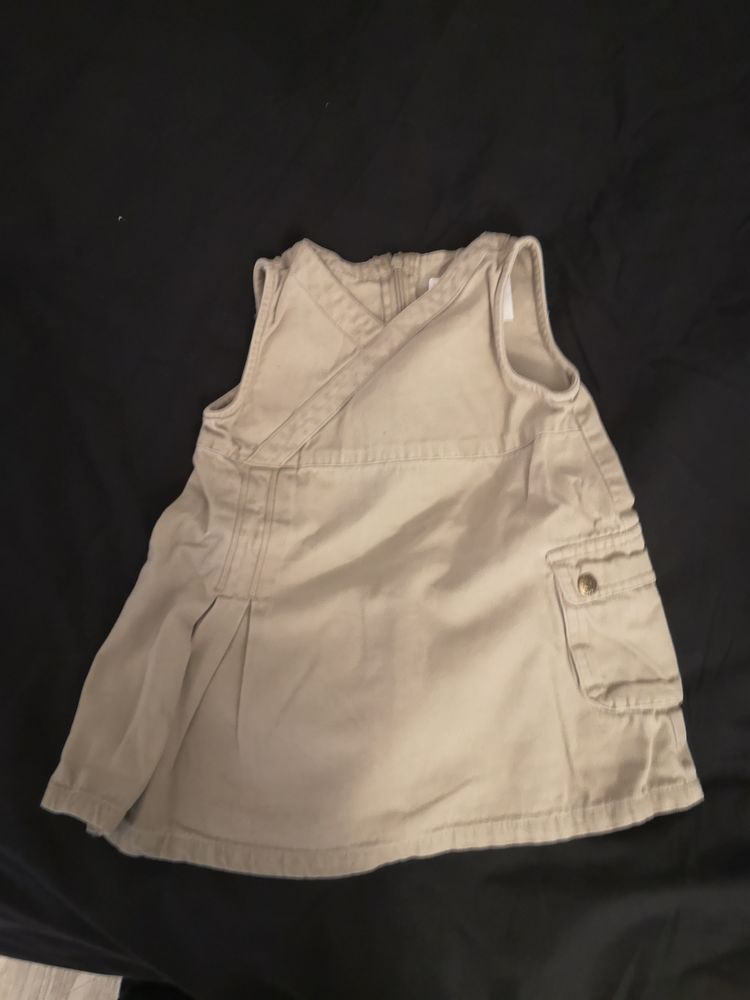 F 13 (12) - 12 mois - Robe  Babywear Tex  2 Paris 13 (75)