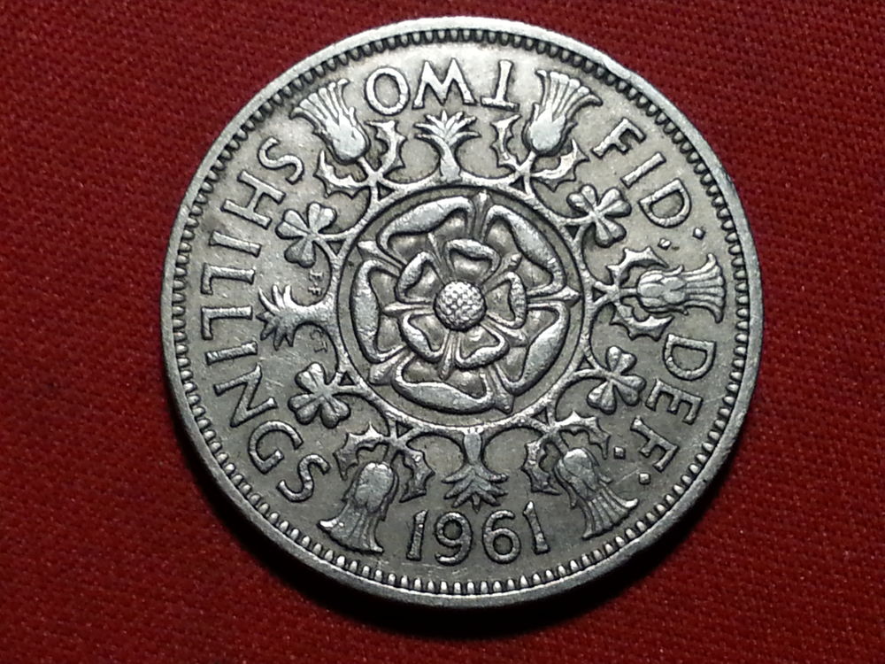 Monnaie ROYAUME -UNI - N� 1695 / 1701
0 Grues (85)