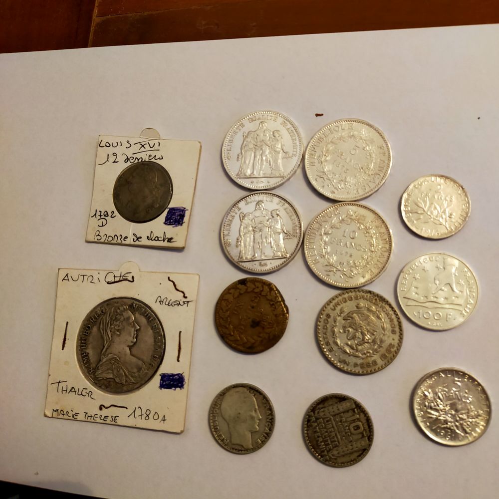 Monnaie et timbres 100 Co�x (85)