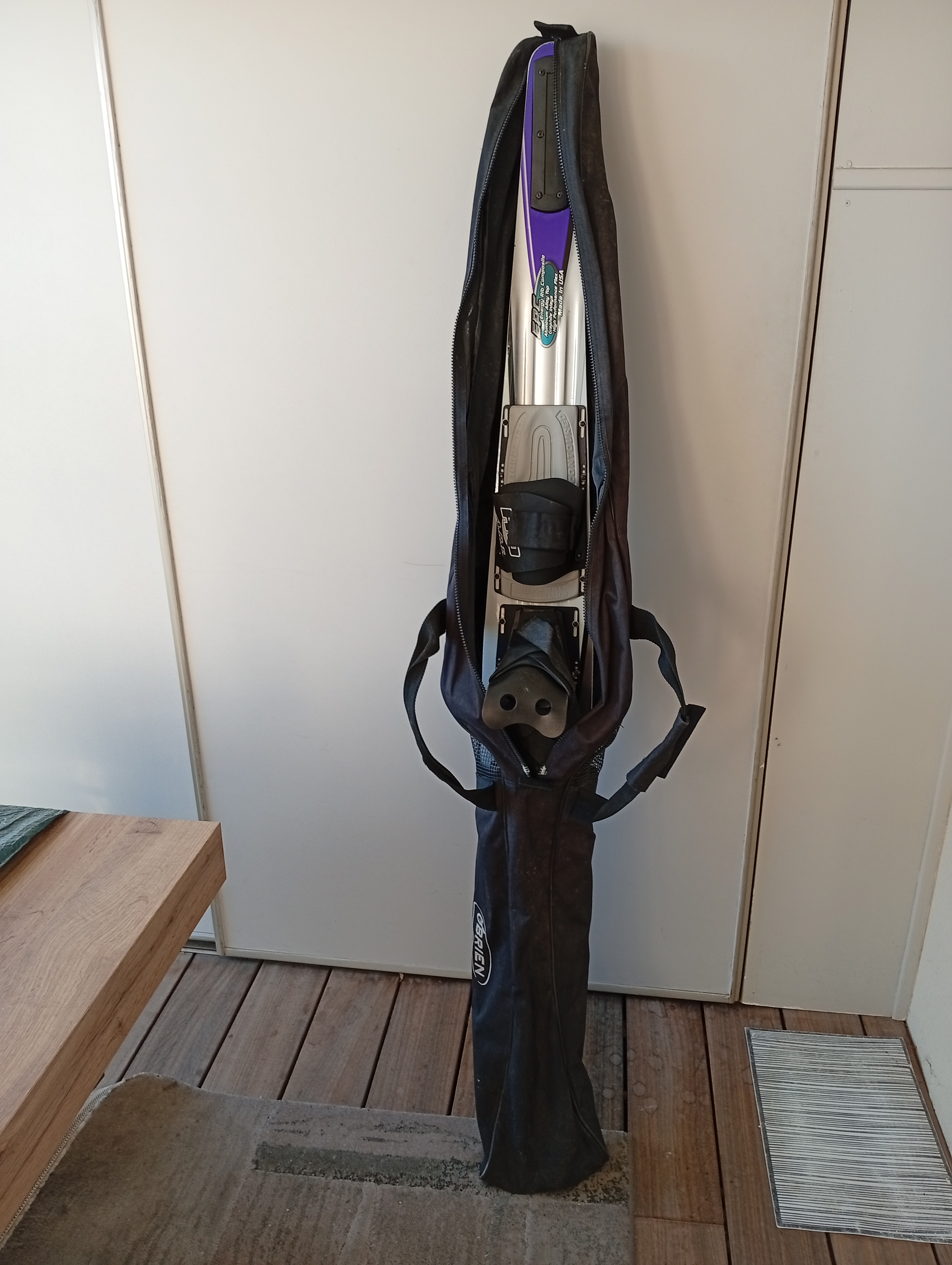 Mono ski nautique  O BRIEN  
0 Juan Les Pins (06)