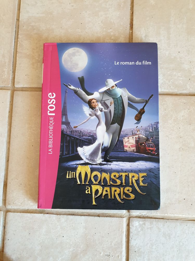 Un Monstre � Paris - Le roman du film Poche 
1 Marseille 9 (13)