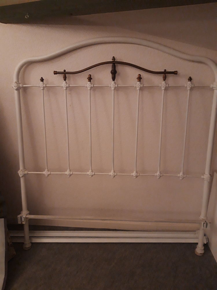 Montants de lit anciens 30 Veauche (42)