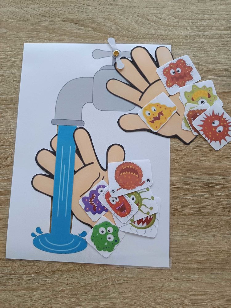 Montessori apprendre le lavage des mains 6 H�rouville-Saint-Clair (14)