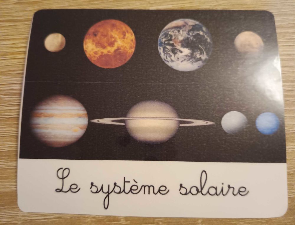 Montessori le syst�me solaire 4 H�rouville-Saint-Clair (14)