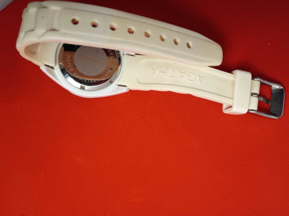 Montre+AGATHA**pile+neuve** 50 Saint-�tienne-du-Rouvray (76)