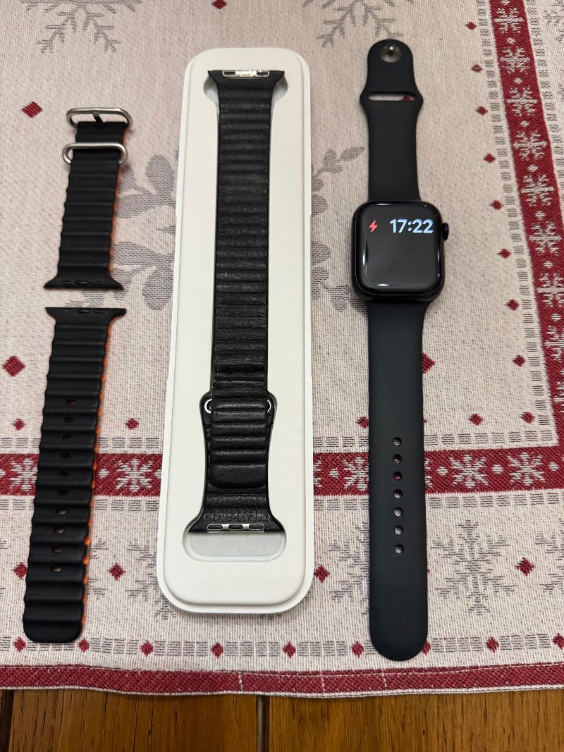 Montre Apple s�rie 8 260 Reuilly (36)