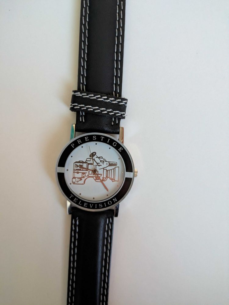 montre Arthus Bertrand Prestige T�l�vision 20 Paris 15 (75)