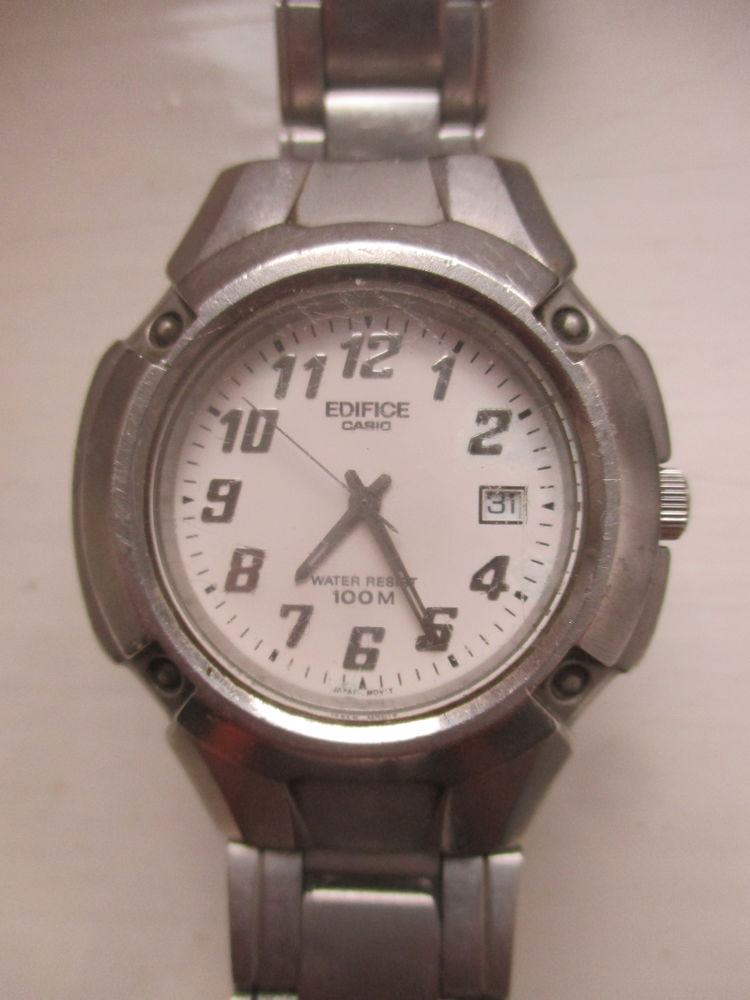 montre CASIO  EDIFICE  20 P�ronnas (01)