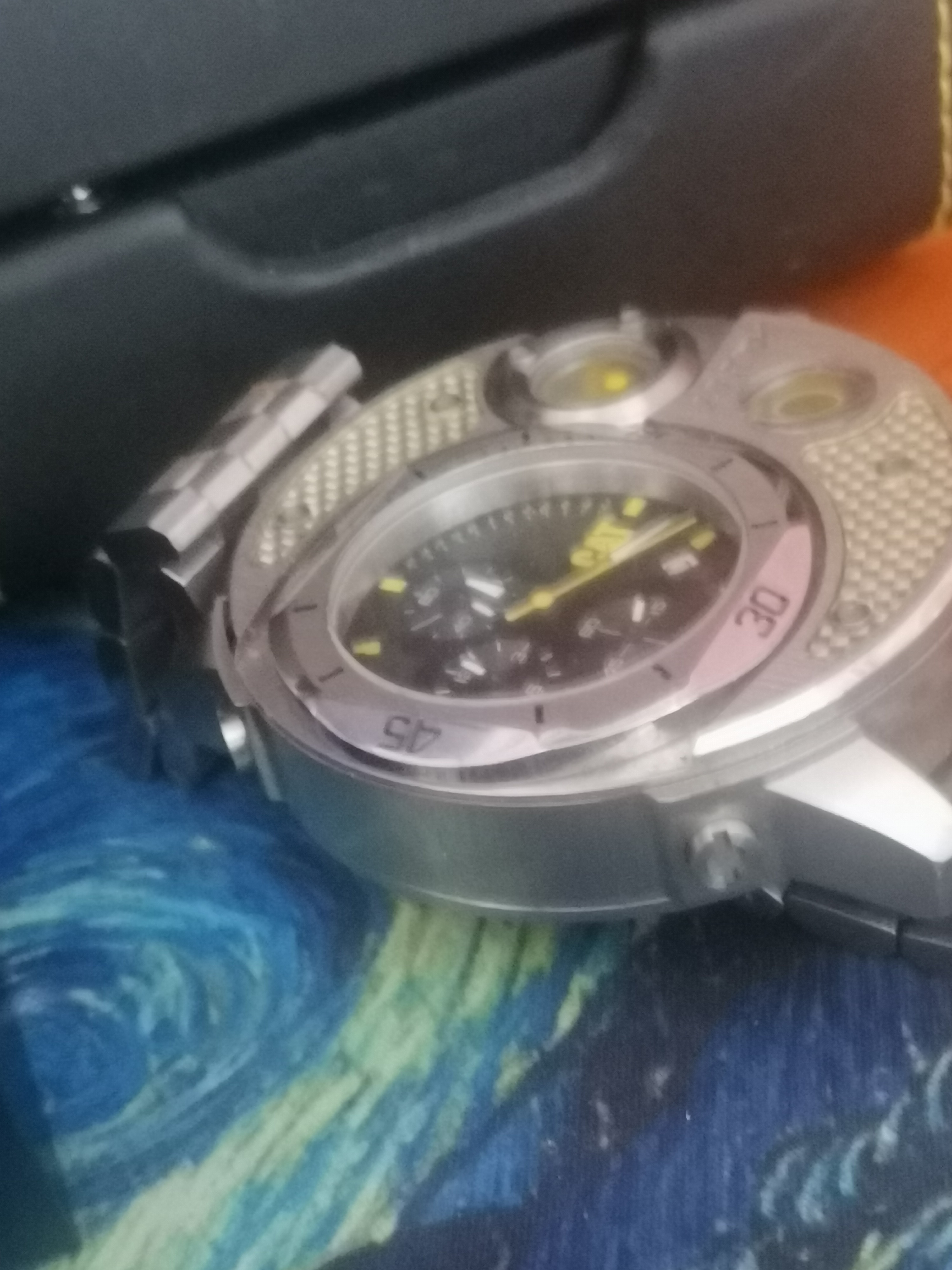 montre caterpillar 130 Aiguefonde (81)