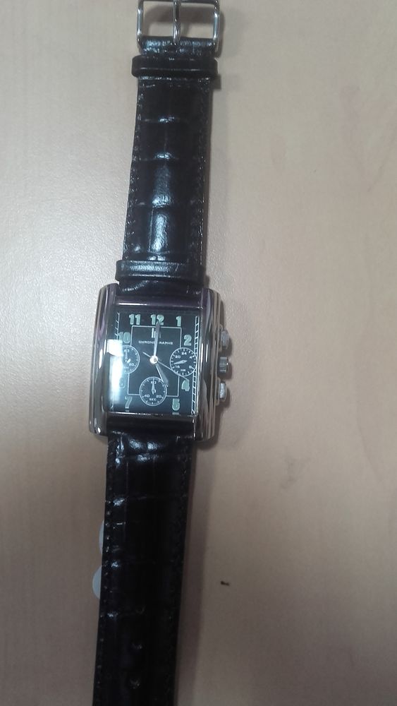 montre  chronographe  -  avec N� de s�rie  -  neuve 50 Sept�mes-les-Vallons (13)