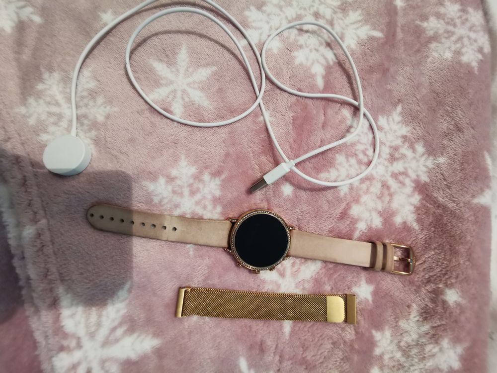 Achetez montre connecté quasi neuf, annonce vente à Fleury-Mérogis (91)  WB166019938
