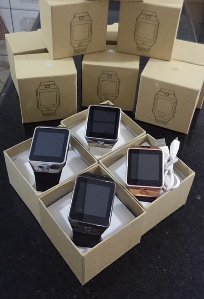 MONTRE CONNECT�E BLUETOOTH T�L�PHONE PORTABLE AVEC CARTE SIM 15 Paris 18 (75)