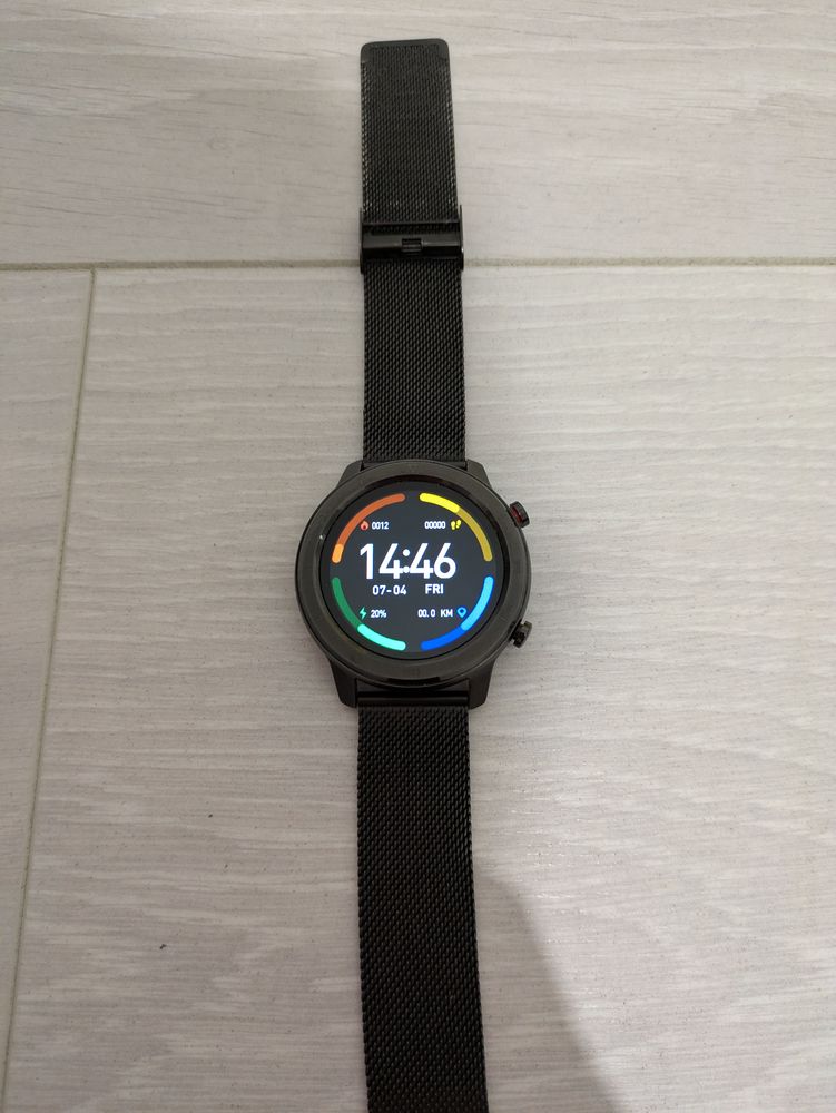 Montre connect�e Lotus avec �cran tactile 55 Feyzin (69)