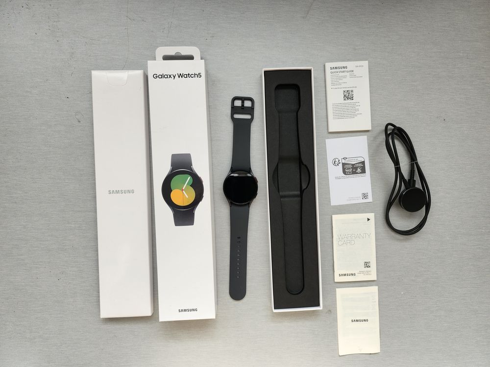 Montre connect�e neuve Samsung Galaxy Watch 5 200 Nantes (44)