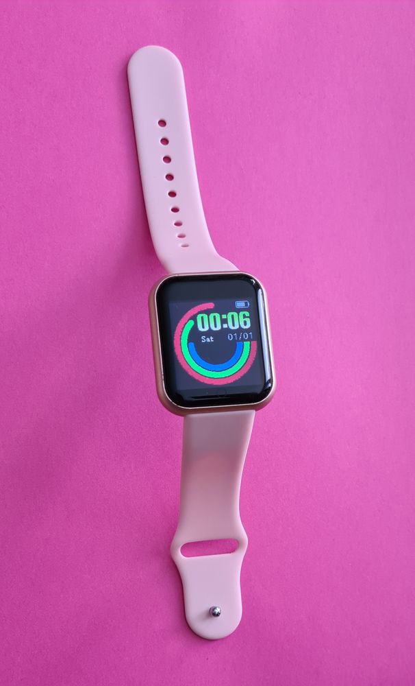 montre connect�e rose neuve 10 Paris 17 (75)