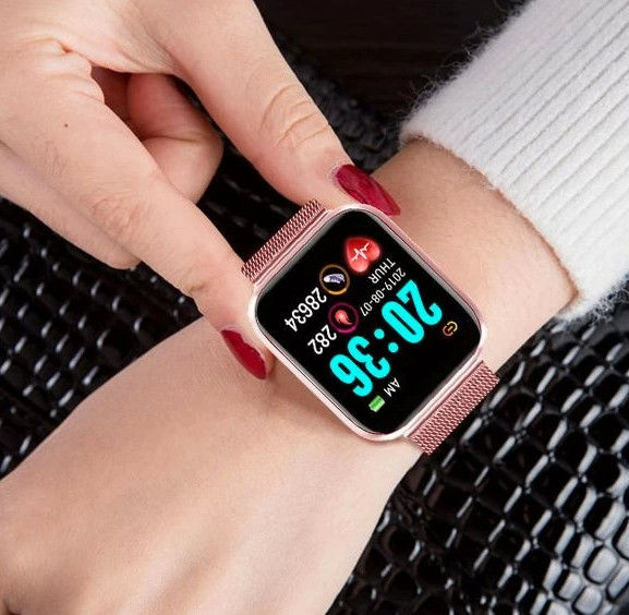 Montre connect�e Rose neuve avec un bracelet offert 35 Lille (59)