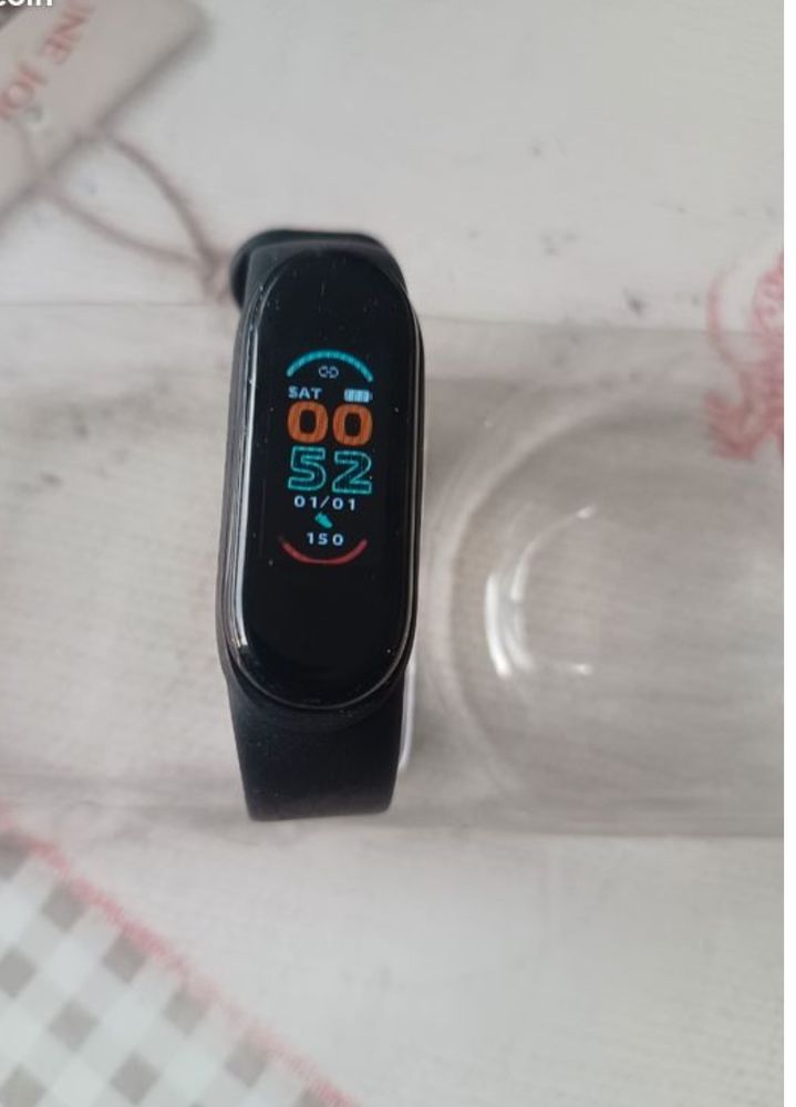 Montre connect�e M6 2 Beaulieu-sur-Loire (45)