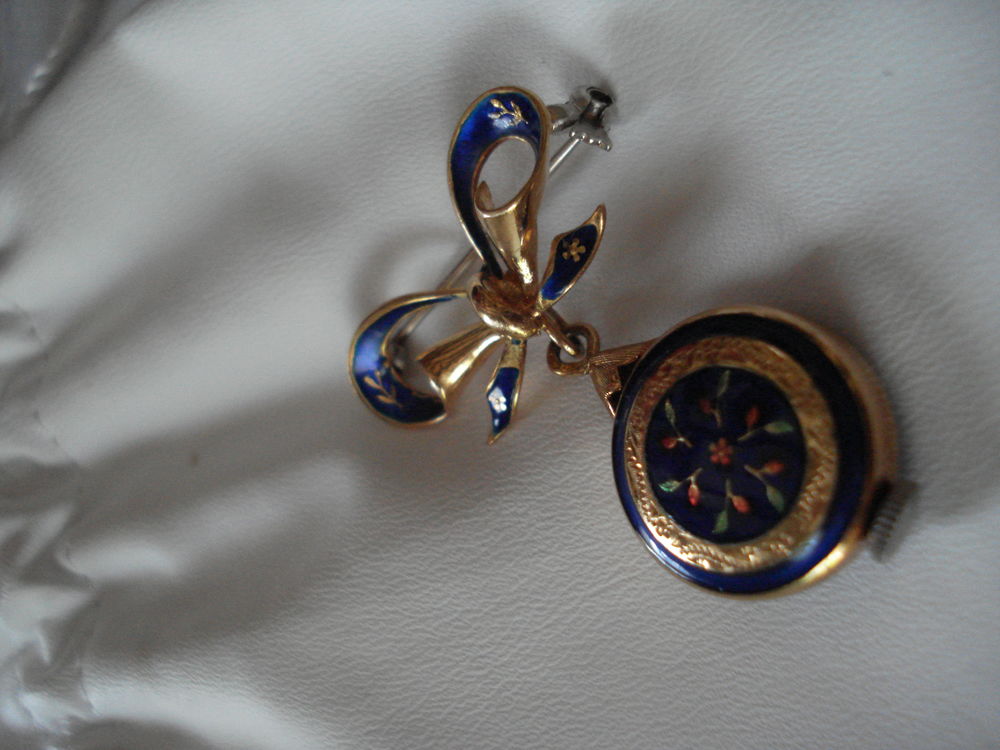 montre dame or et �maux 580 Saint-M�dard-en-Jalles (33)