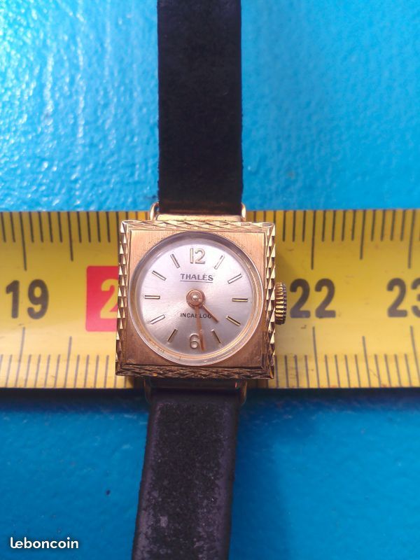 Montre de dame en or 18k 380 Mars-la-Tour (54)