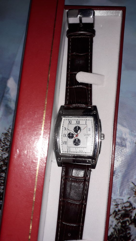 Montre LIP dans son etui 20e 20 Benfeld (67)